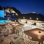 Csky Hotel *